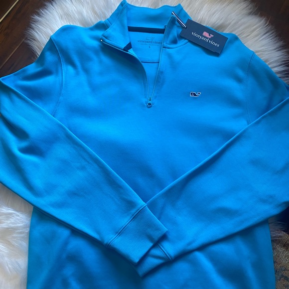 Vineyard Vines Other - Vineyard Vines sweater